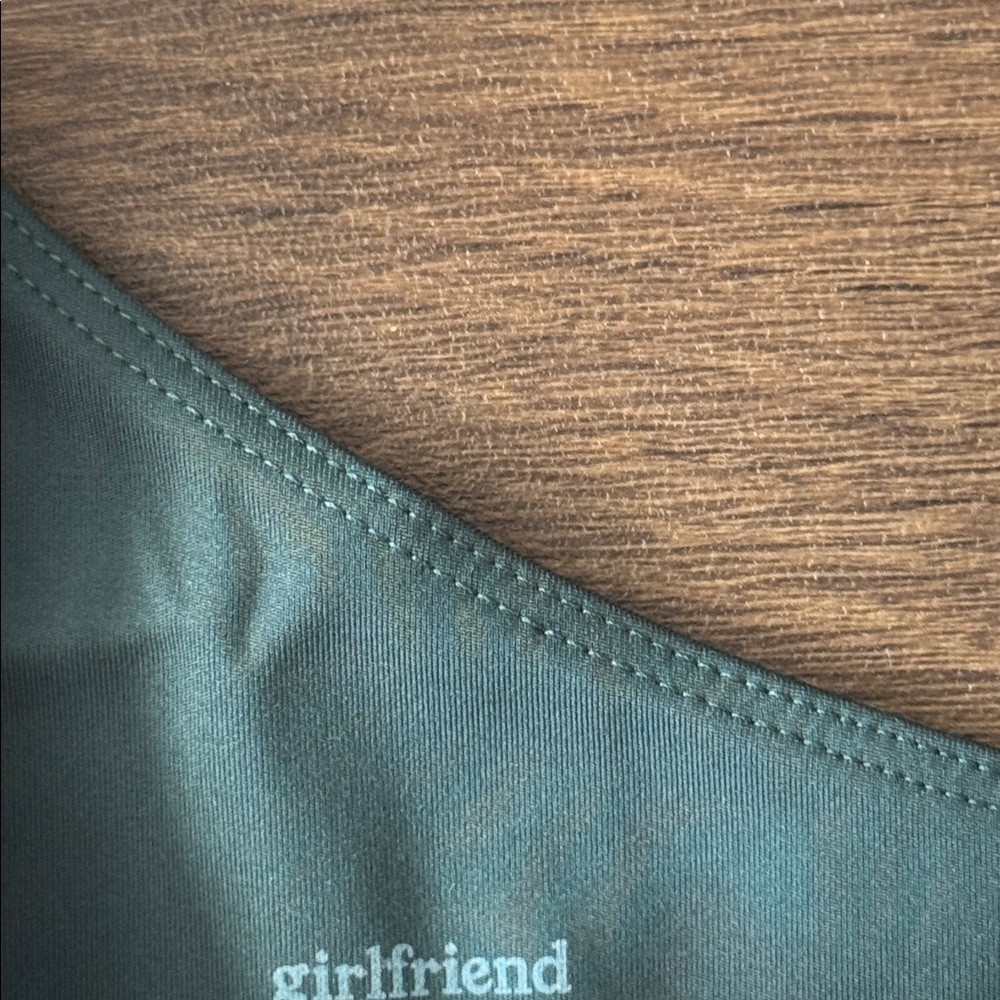 Girlfriend Collective Size Medium Dark Forest Green One Shoulder Sports Bra NWT - Picture 7 of 11